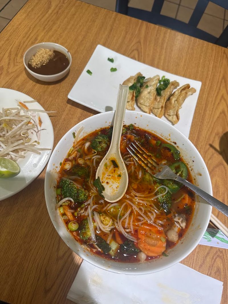 Saigon Noodle House