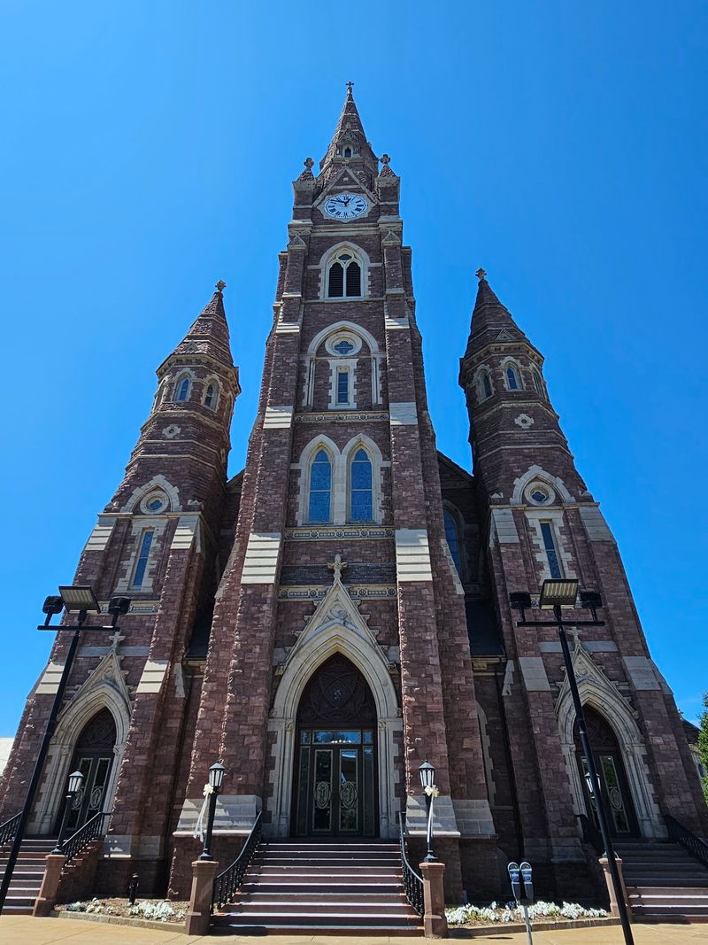 Saint Peter Cathedral, Erie