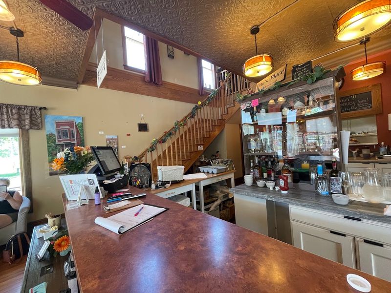 Otto's Place, Galena
