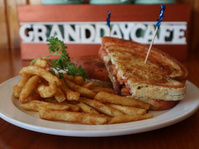 The Hours That Fit Your Schedule