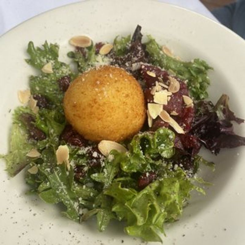 Salads That Steal the Spotlight