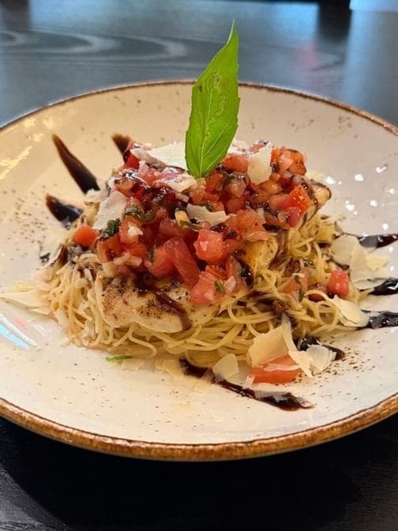 Salamone's North, Rockford