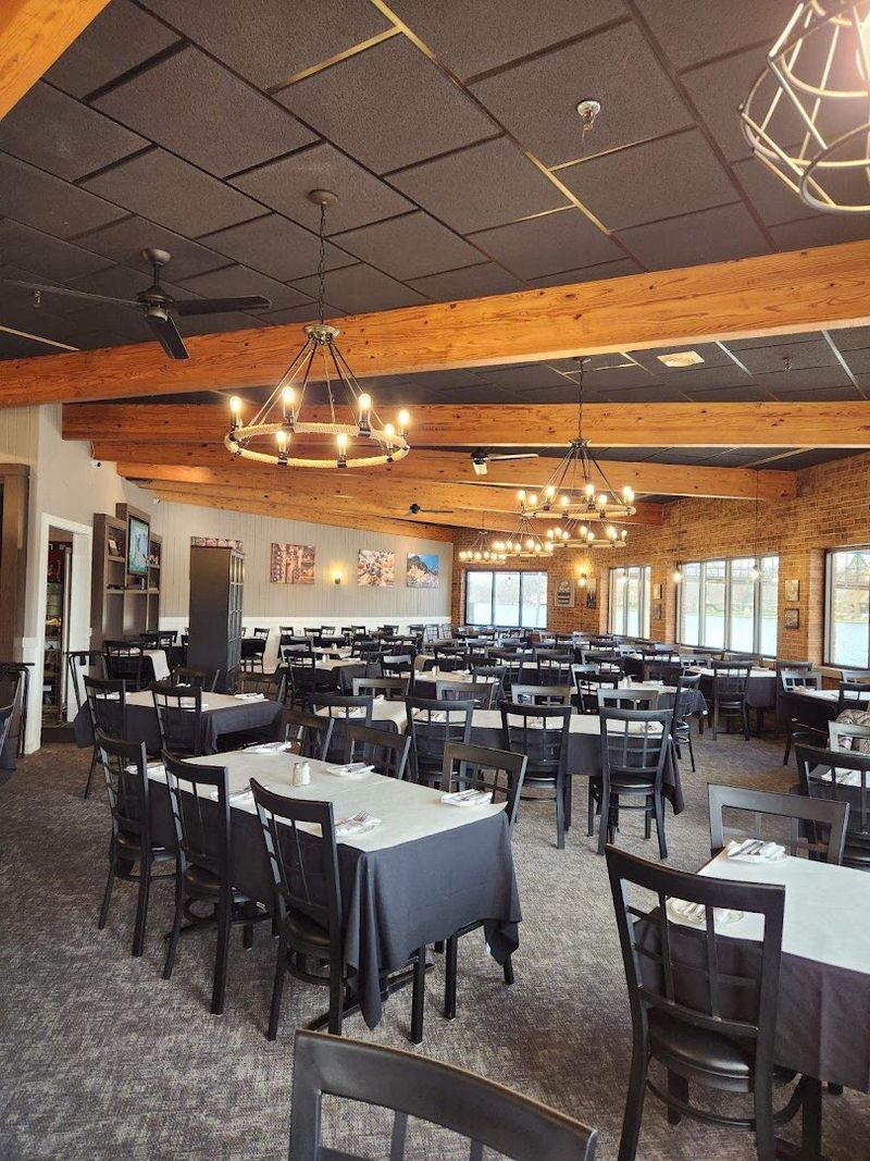 Salerno's On The Fox - St. Charles