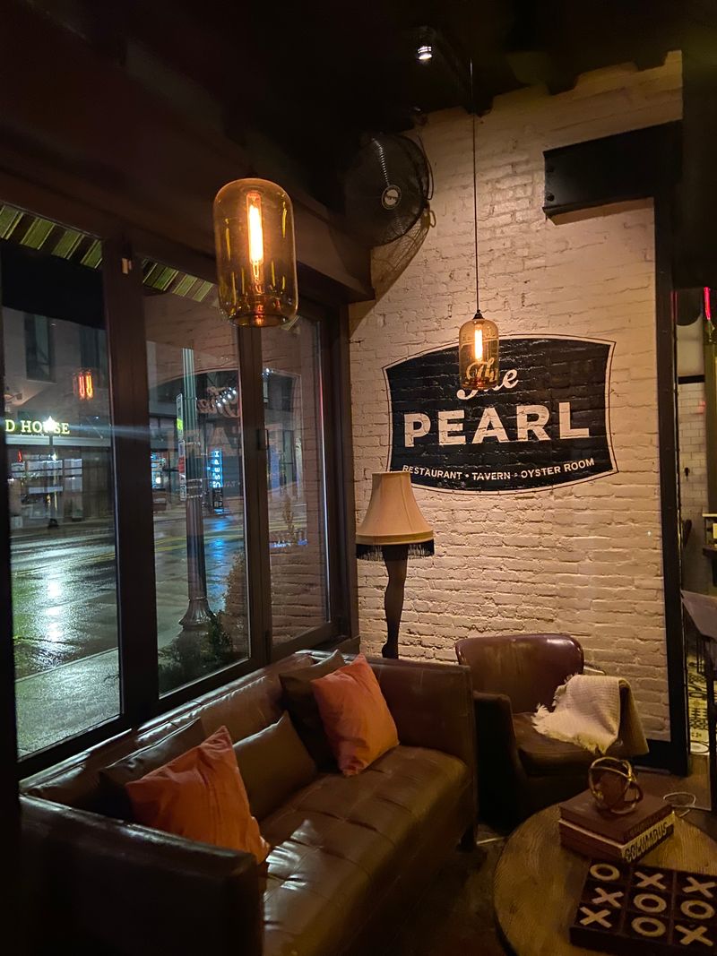 The Pearl, Columbus