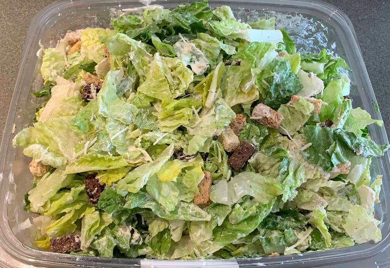 Caesar Salad Kit: Crisp Simplicity