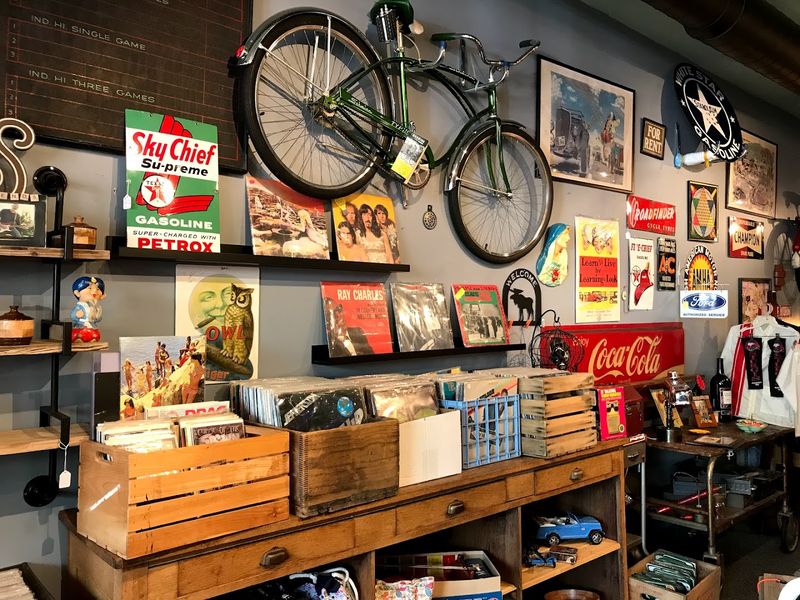 A2 Vintage, Ypsilanti