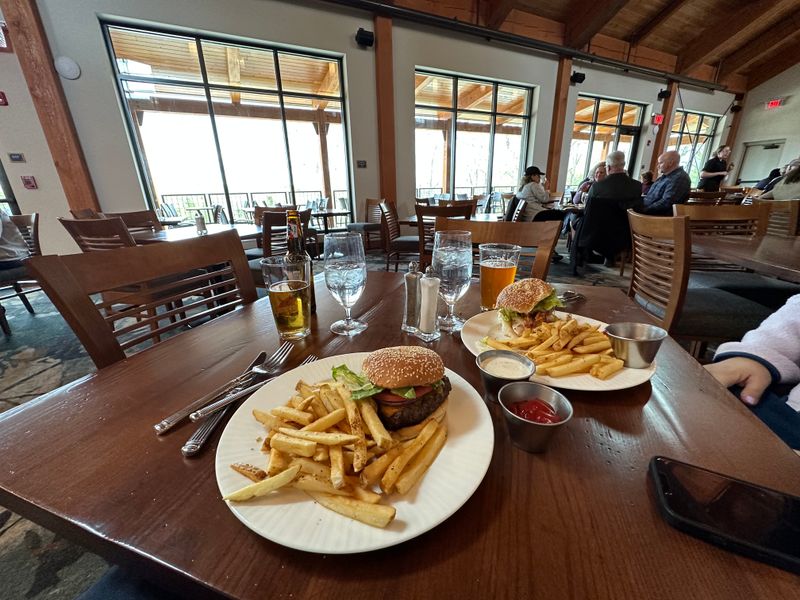 Hocking Hills Lodge & Conference Center, Logan