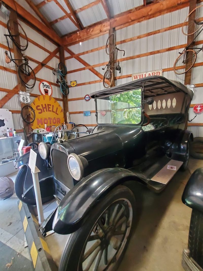 Antique Car Museum, Put-in-Bay, OH