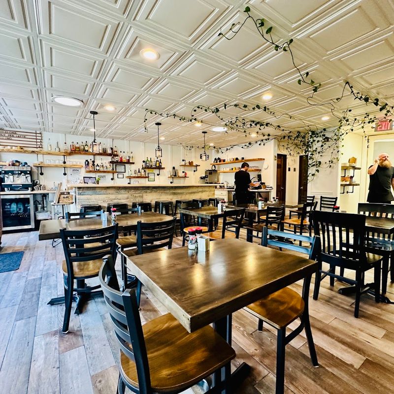 Sam's Graces Cafe