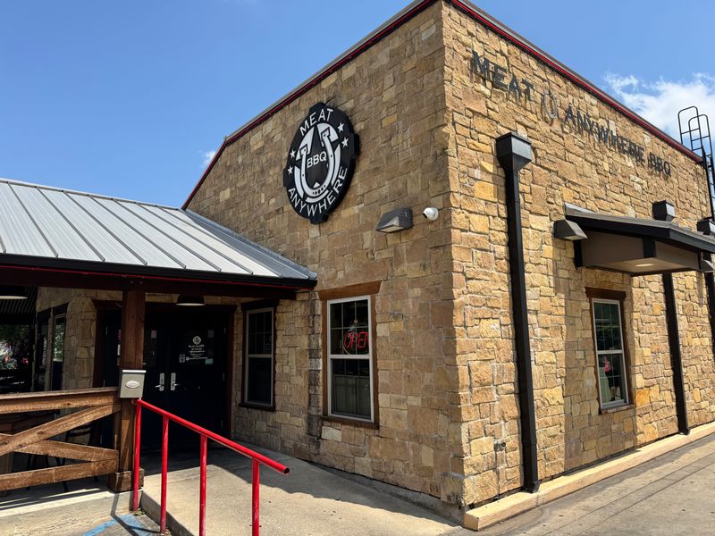 Grapevine, Meat U Anywhere