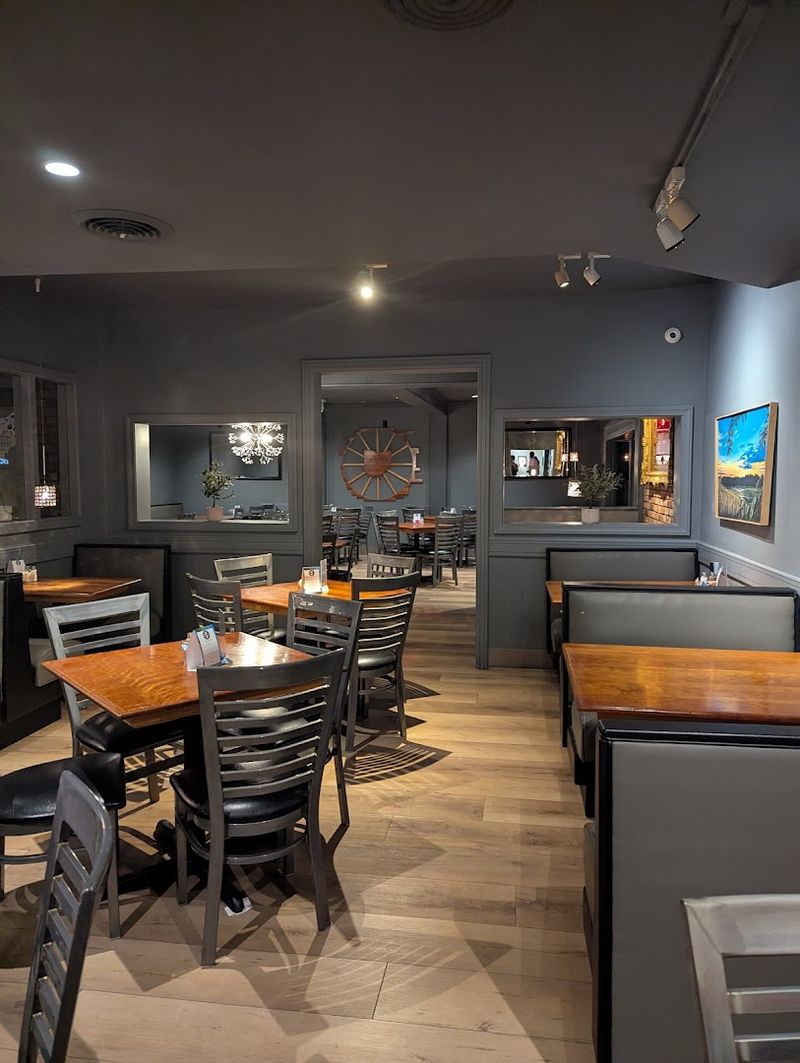 Palombo's Italian Restaurant, North Canton