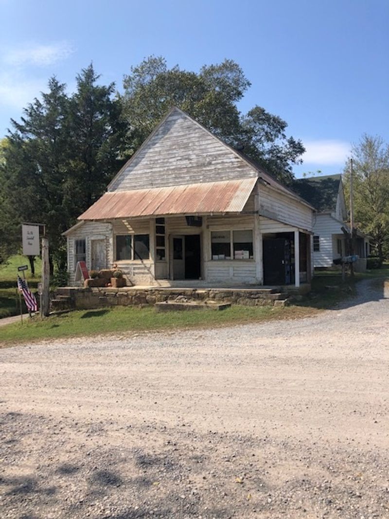 Snowball General Store, Snowball