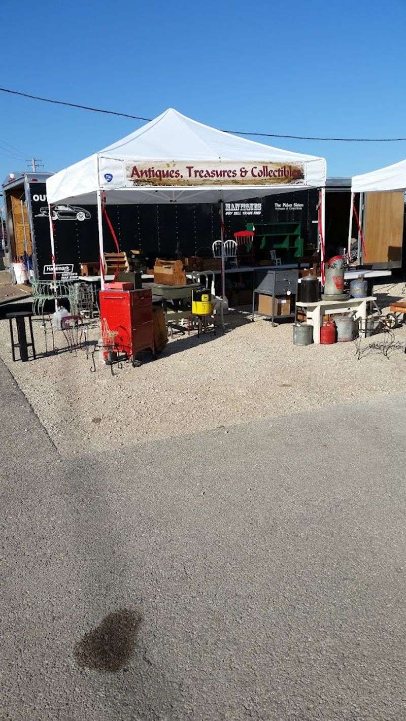 Sandwich Antiques Market (Sandwich) Sandwich Antiques Market (Sandwich)