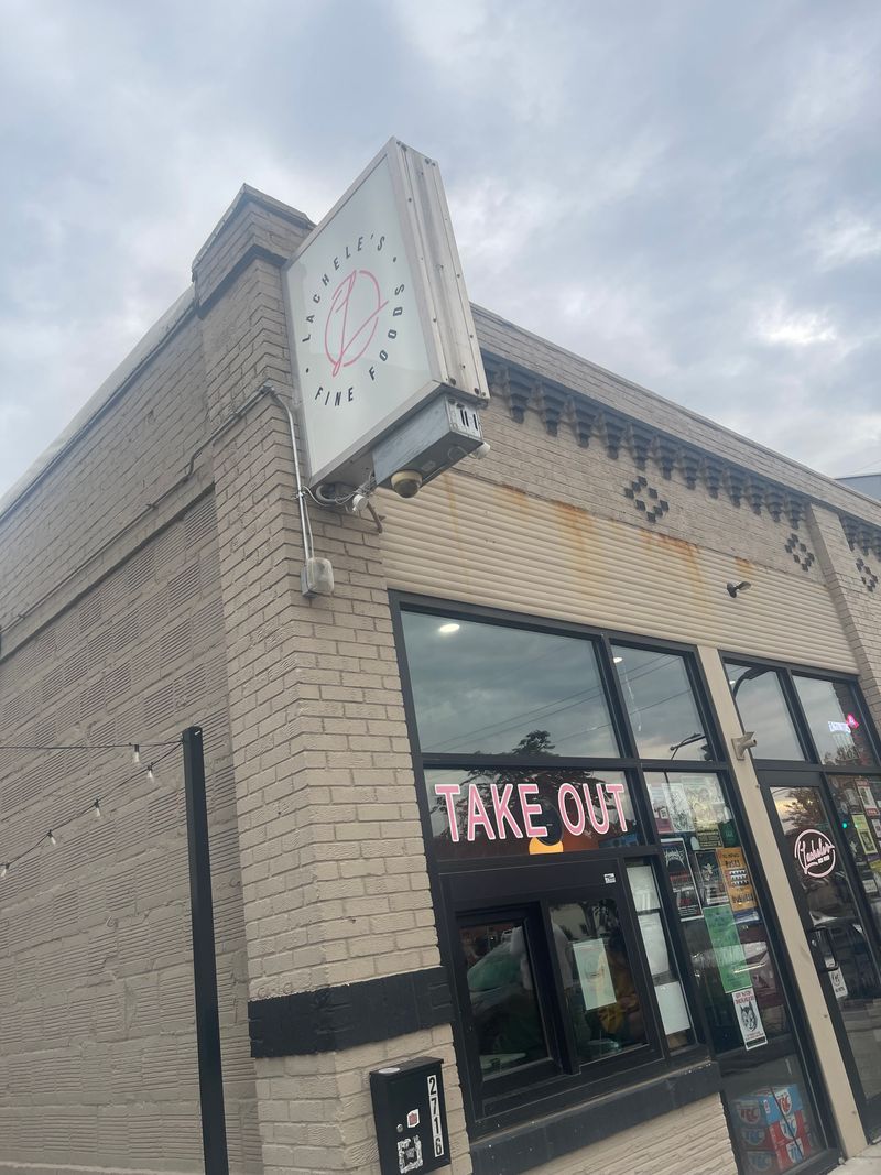 Impressive Rating Backed by Over a Thousand Reviews