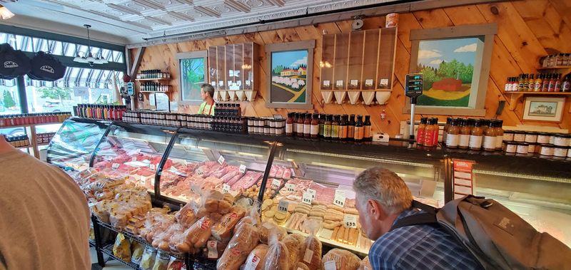 Sandwiches That Locals Sneak In For