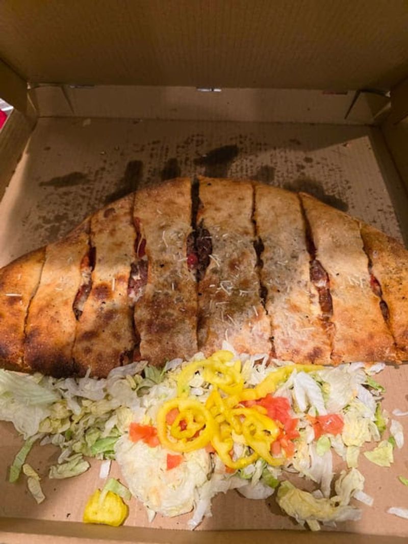 Calzones And Chicago Style Cravings