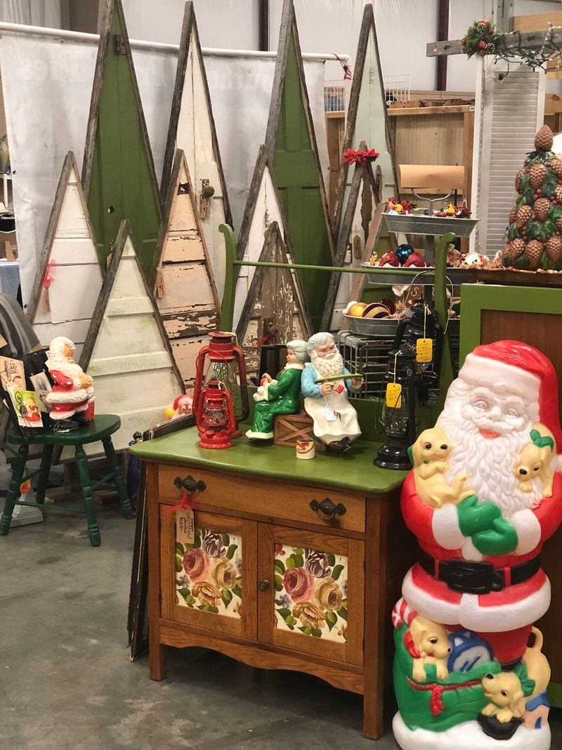 Santa Is Taking Photo Requests, So Bring The Kids