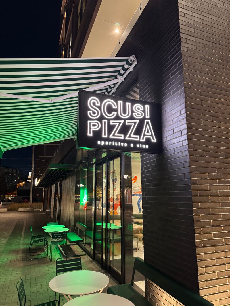 Scusi Pizza