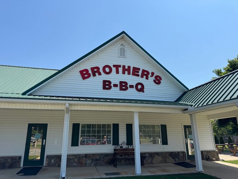 Brothers BBQ — Heber Springs