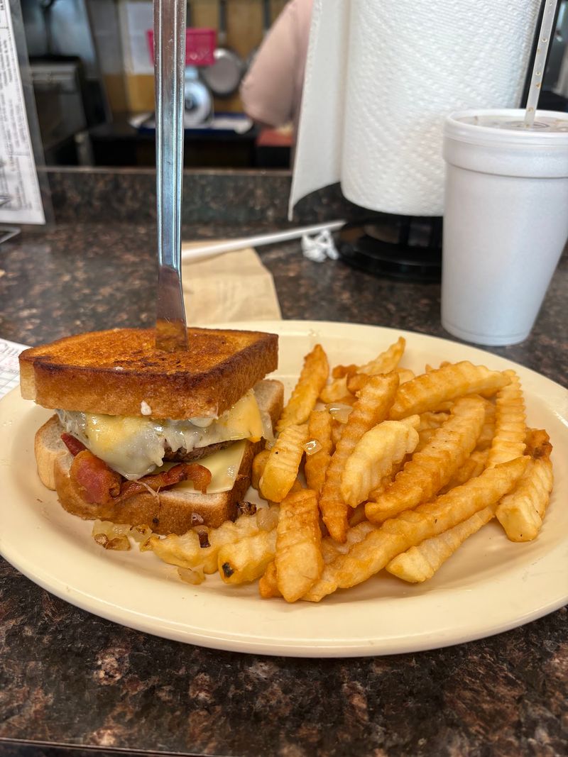 Satisfying Sandwiches That Don't Pinch Pennies