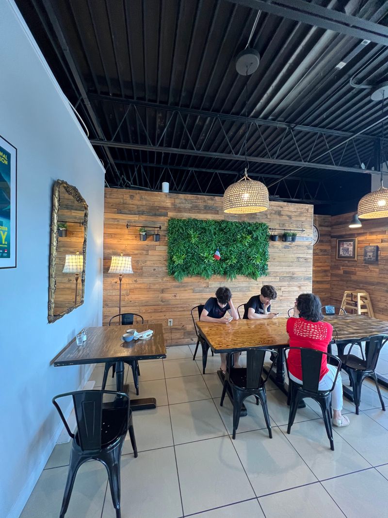 Service Style And Staff Interaction