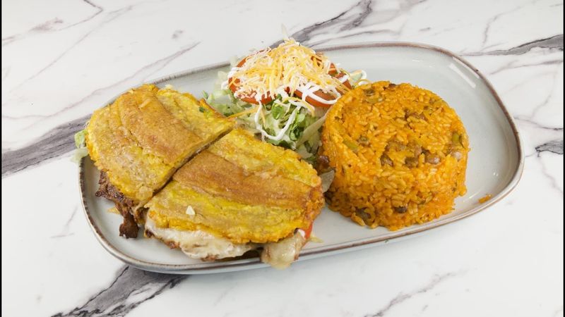 Sazones Fresh Latin Cuisine, Worth, IL