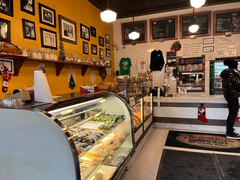 D'Amato's Bakery & Subs – Chicago