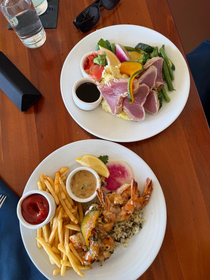 Scallops, Swordfish, And Salmon Worth Writing Home About Scallops, Swordfish, And Salmon Worth Writing Home About