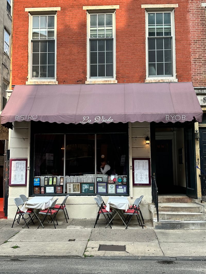 La Viola Bistro (253 S 16th St, Philadelphia, PA 19102)