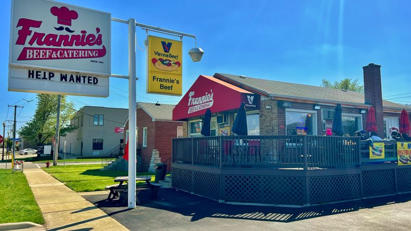 Frannie's Beef & Catering – Schiller Park (4304 River Rd)