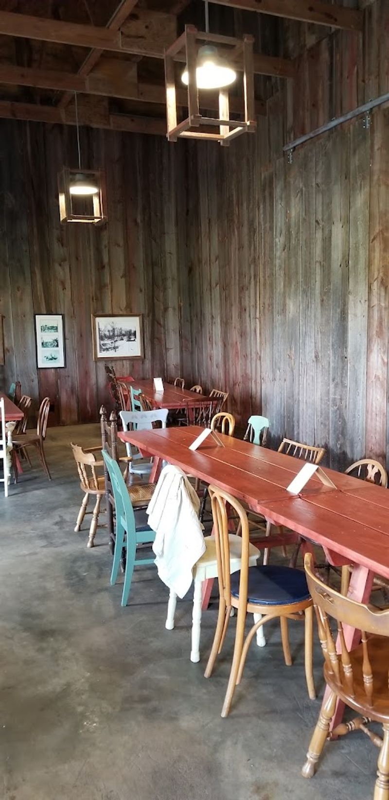 Scenic Drive Drops You Right Into Cherry Country