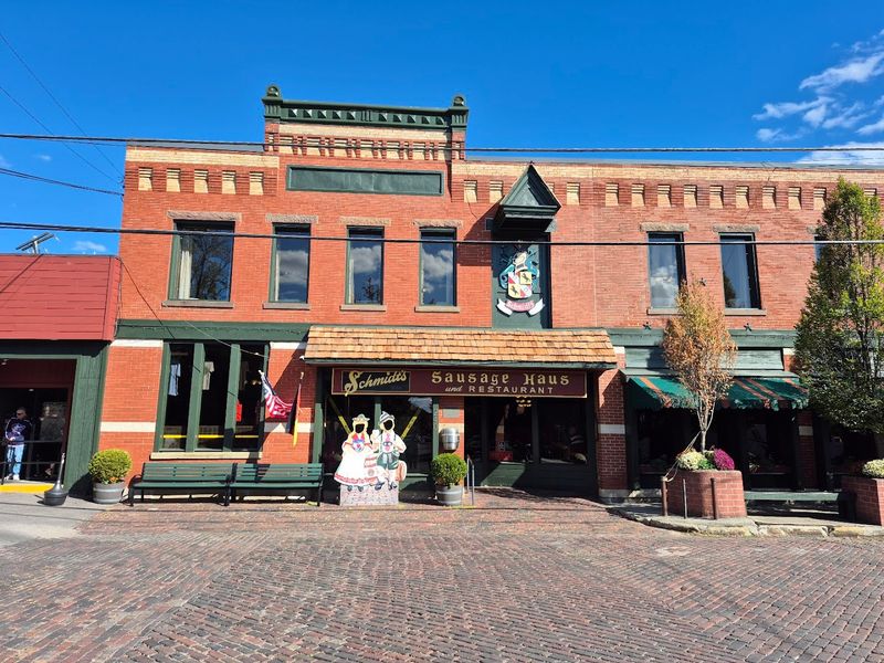 Schmidt's Sausage Haus, Columbus