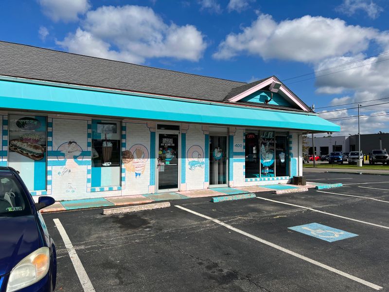 JR Grinder, Canfield