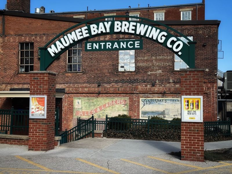 Maumee Bay Brewing Co., Toledo