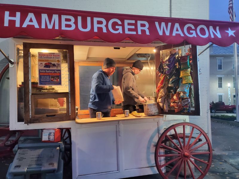 Hamburger Wagon – 12 E Main St, Miamisburg, OH 45342