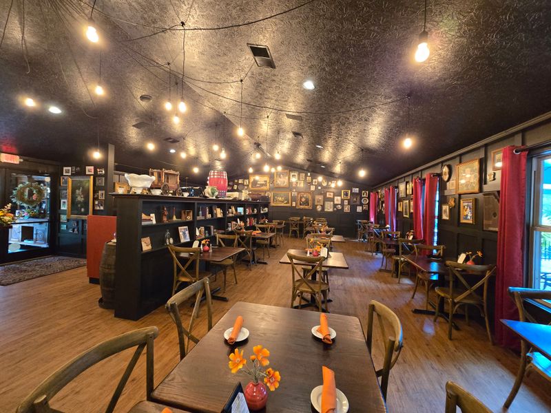 The Copper Mug Bar & Grille, Loudonville