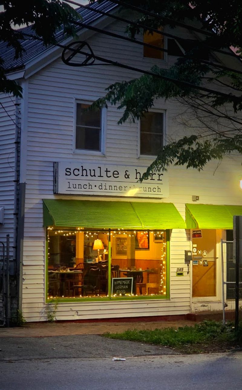 Schulte & Herr, Portland