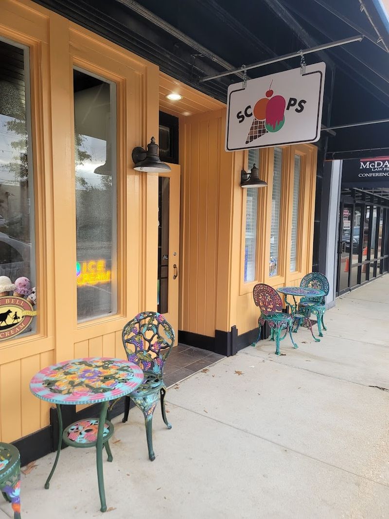 Scoops Ice Cream, Jonesboro
