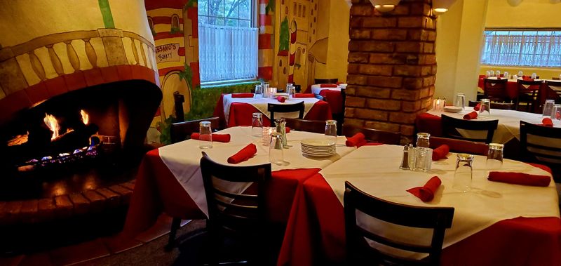 Ferrari's Little Italy & Bakery – Madeira