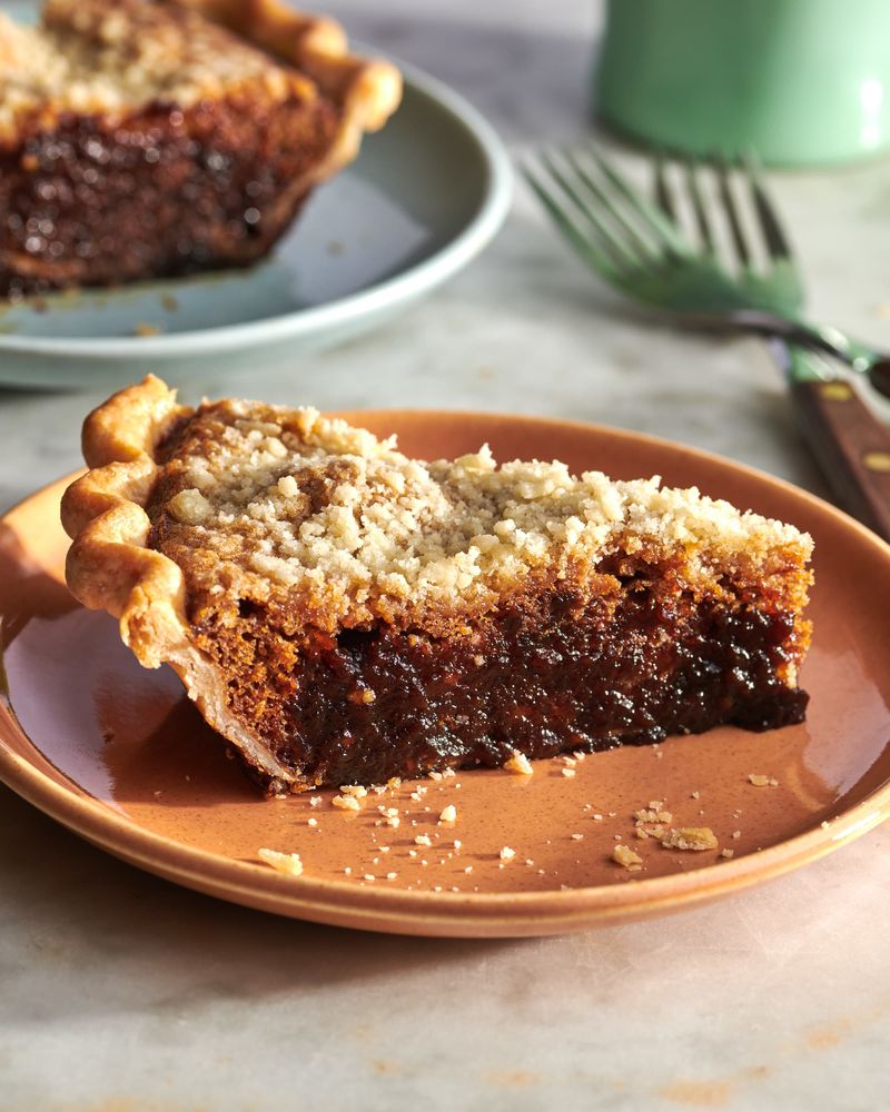 Shoofly Pie: Molasses Magic in Pastry Form