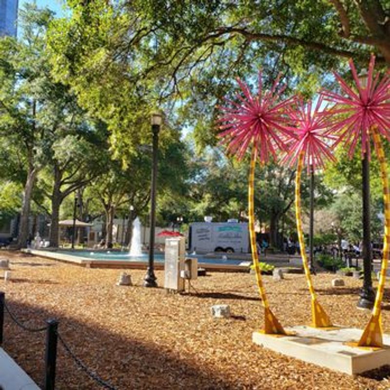 Sculptures Dot The Grounds In Playful And Unexpected Ways Sculptures Dot The Grounds In Playful And Unexpected Ways