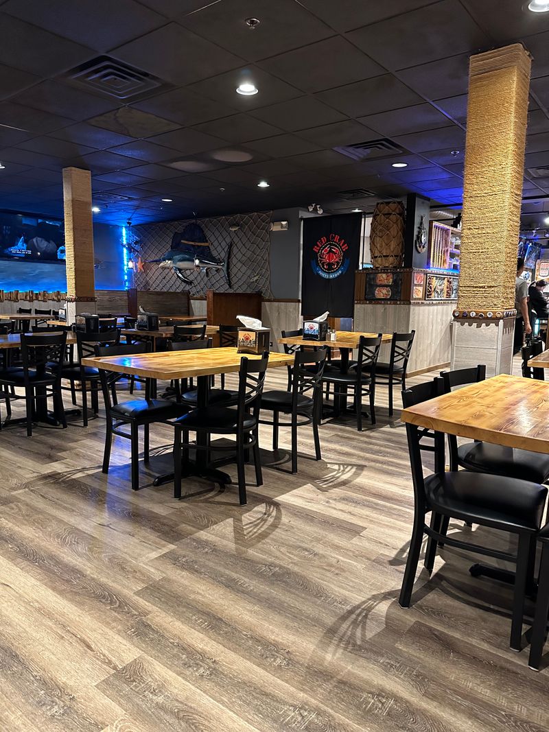 Red Crab Juicy Seafood, Joliet 