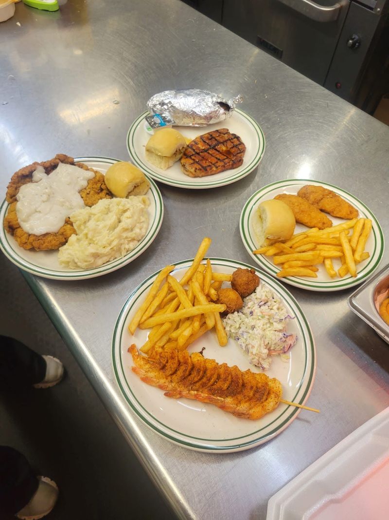 Seafood Baskets For The Shrimp Crowd