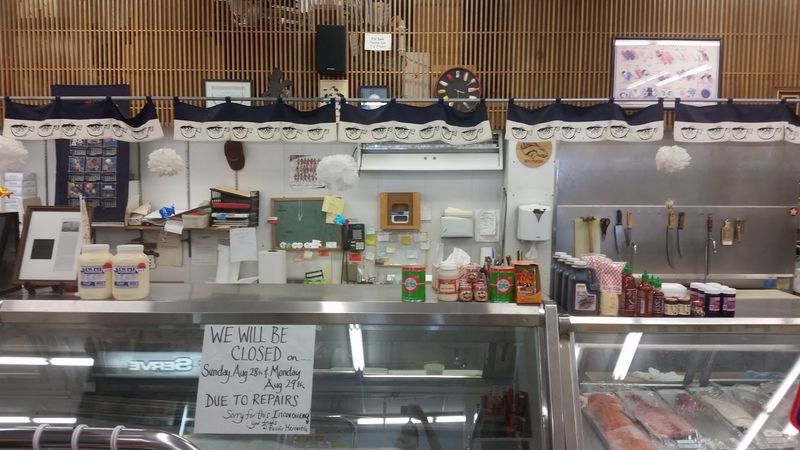 Seafood Gives Pacific Mercantile A Dinner Starting Point