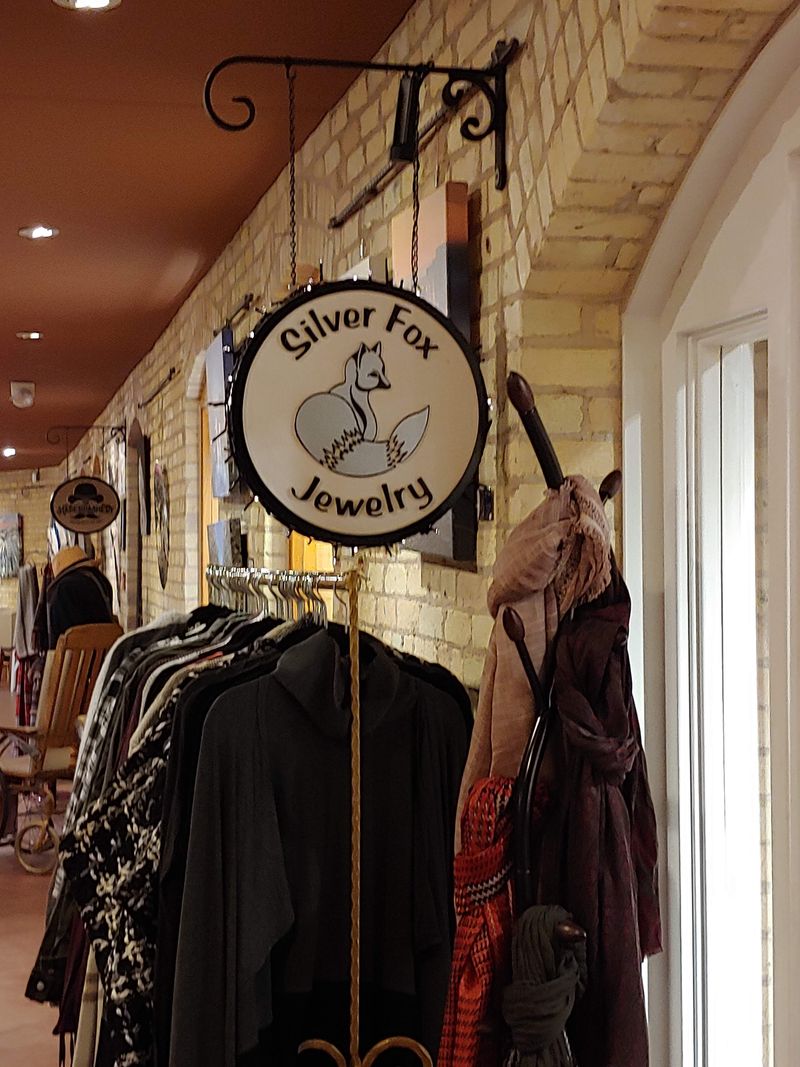 Wayfinding Without Hurry