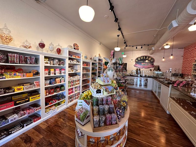 The Nostalgic Atmosphere That Sets The Mood