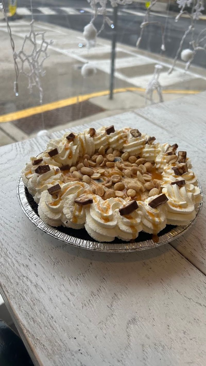 Seasonal and Holiday Pies Make It A Year-Round Destination Seasonal and Holiday Pies Make It A Year-Round Destination