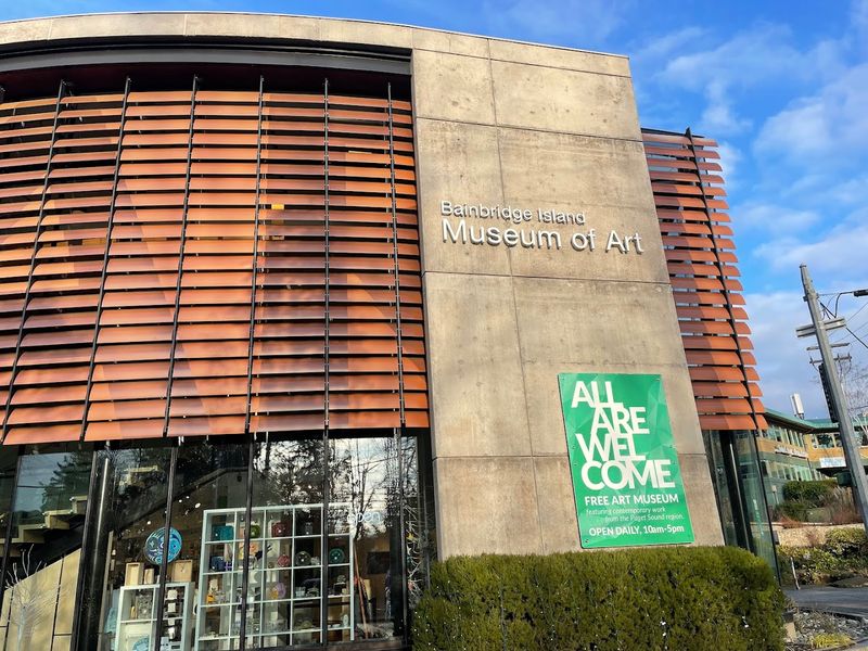 Bainbridge Island Ferry Walk-On And Bainbridge Island Museum of Art, Bainbridge Island, Washington