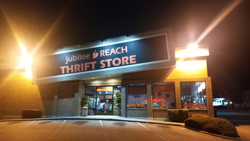 Jubilee REACH Thrift Store, 2301 148th Avenue NE, Bellevue, WA 98007