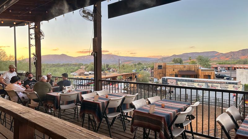 Multiple Bars Keep The Lines Moving